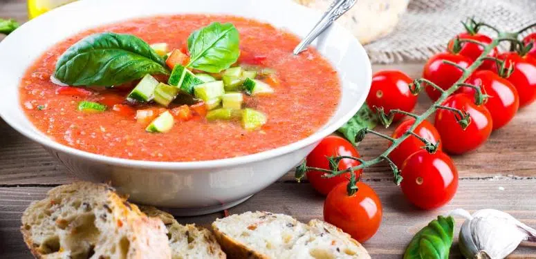 Delicie-se com uma receita especial de Gaspacho